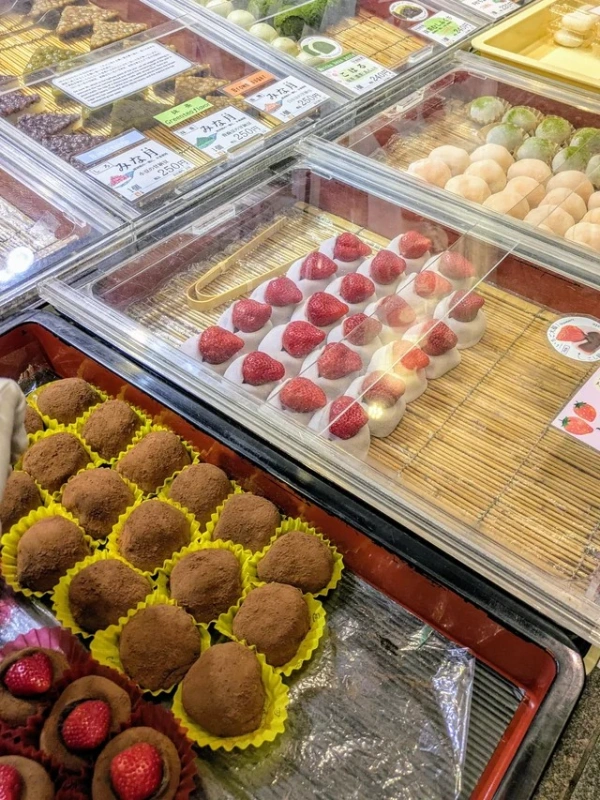 Ichigo Daifuku: Viên ngọc đỏ trong tuyết | Ẩm thực Nhật Bản