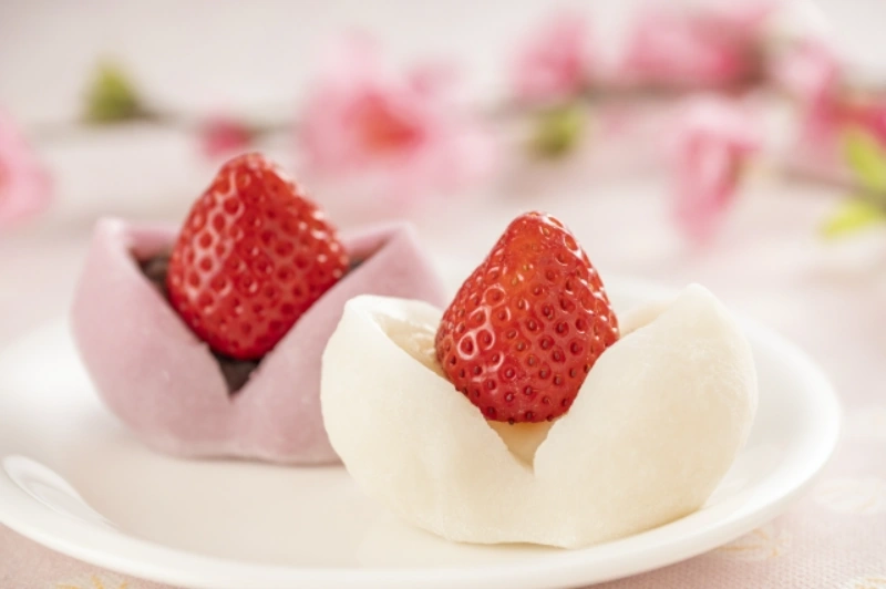 Ichigo Daifuku: Viên ngọc đỏ trong tuyết | Ẩm thực Nhật Bản