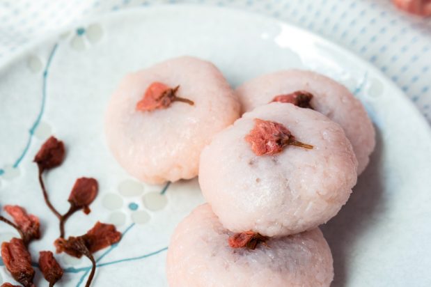Sakura Manju