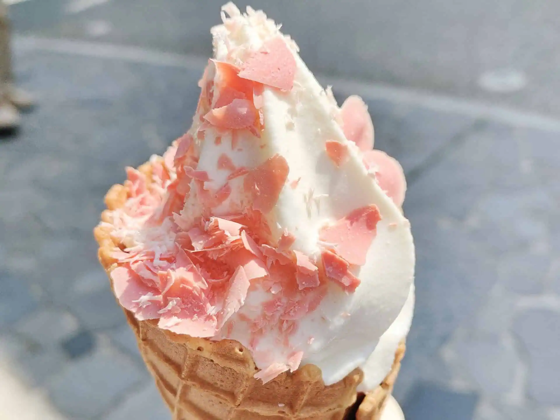 Kem Sakura - Sakura Ice Cream