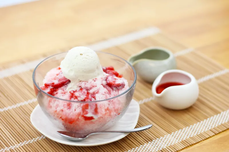 Đá Bào Kakigori: Giọt Tuyết Mịn Giải Nhiệt Mùa Hè Nhật Bản