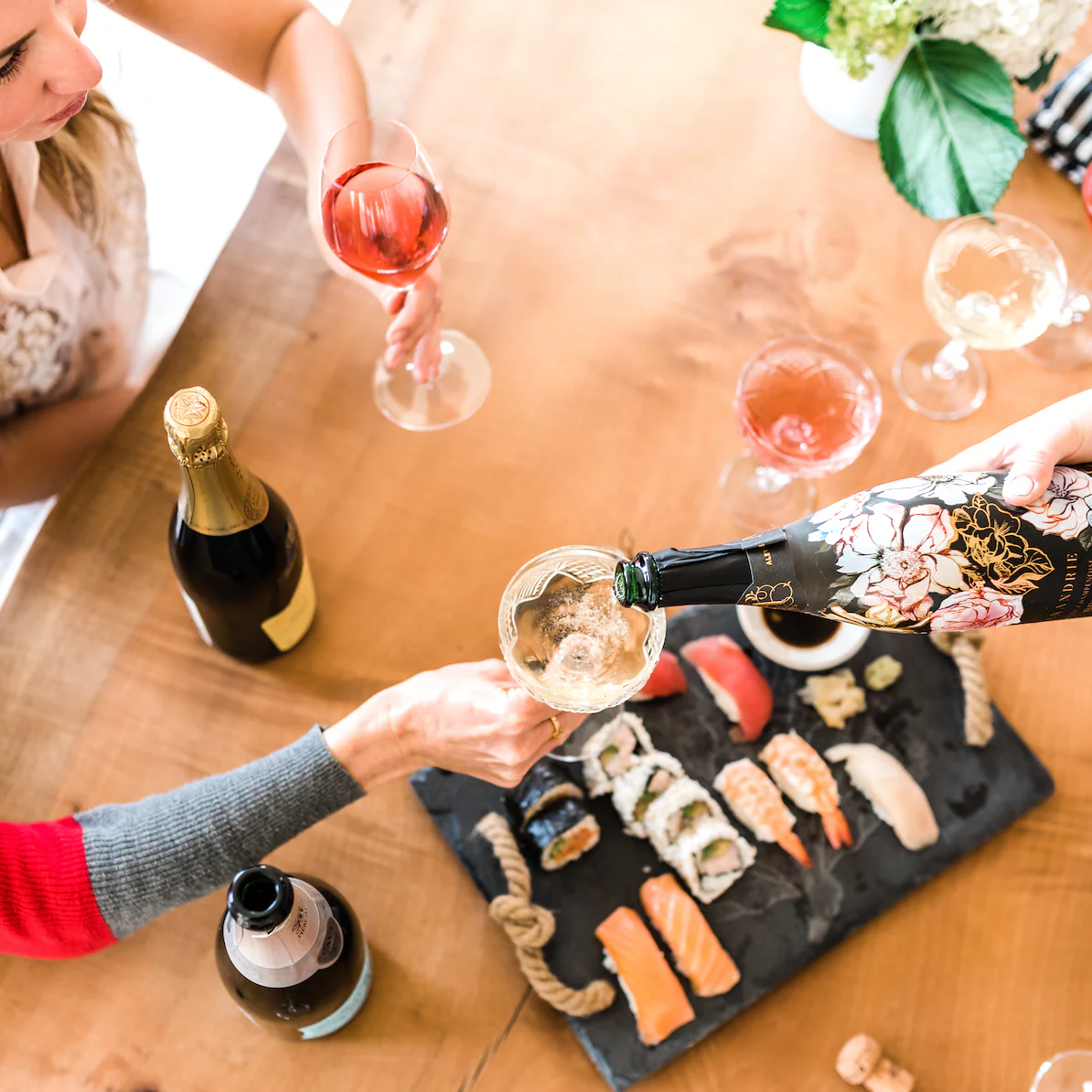 Sparkling Wine Sakura: Rượu hoa anh đào của Nhật Bản