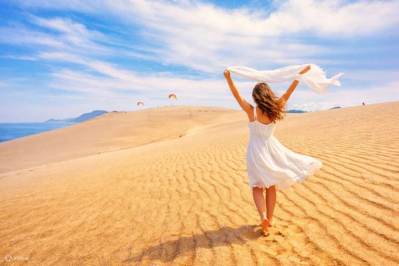 Tottori Sand Dunes: Sa Mạc Thu Nhỏ Giữa Lòng Nhật Bản