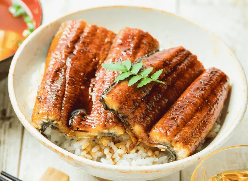 Lươn Nướng Unagi: Nghệ Thuật Ẩm Thực Mùa Hè Nhật Bản Lươn Nướng Unagi